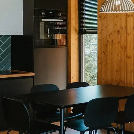 Semesterbostad Luxury With Terrace, Sauna, Jacuzzi