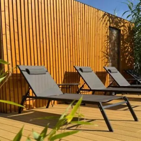 Luxury With Terrace, Sauna, Jacuzzi Semesterbostad Niechorze