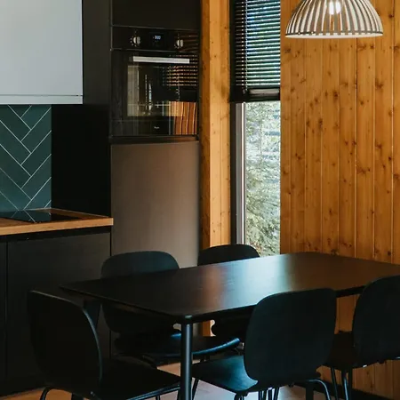 Luxury With Terrace, Sauna, Jacuzzi Semesterbostad *