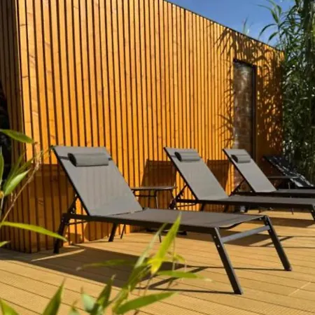Luxury With Terrace, Sauna, Jacuzzi Semesterbostad